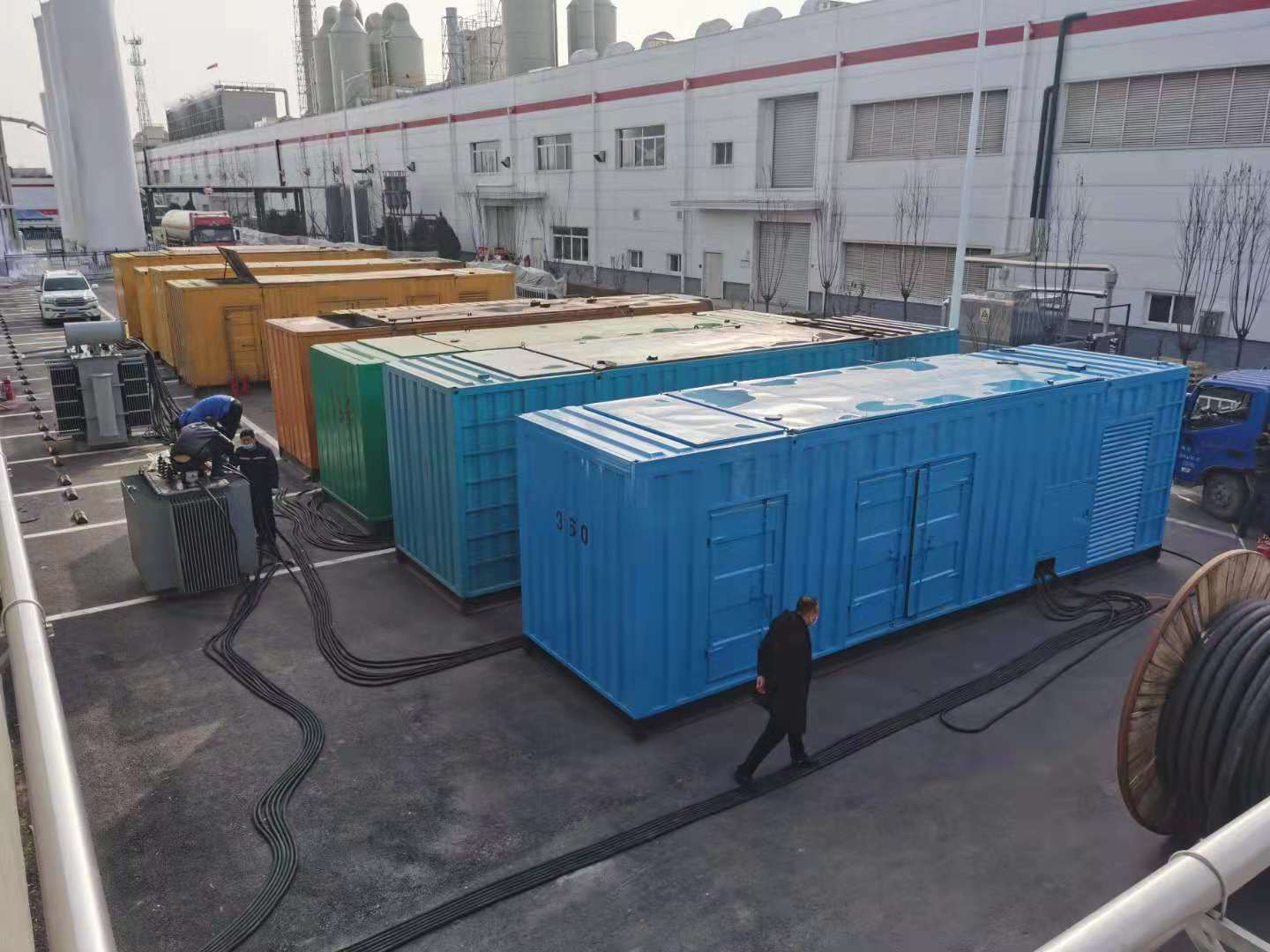 镜湖发电机出租-两相发电机与三相发电机有何区别?