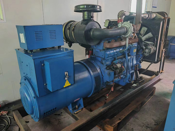镜湖100kW柴油发电机组使用多级机油有哪些优缺点？