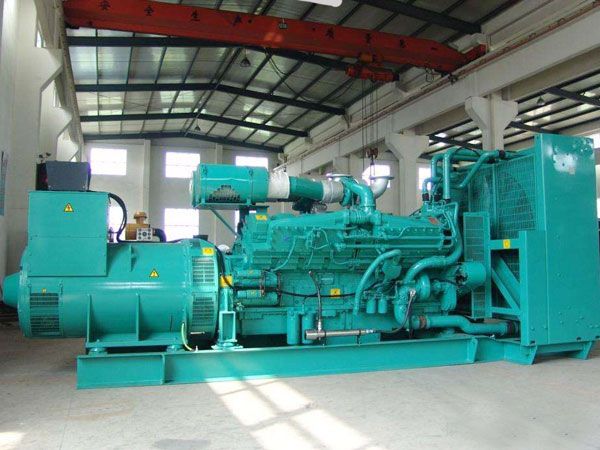 镜湖影响800KW发电机组油耗的因素有哪些？